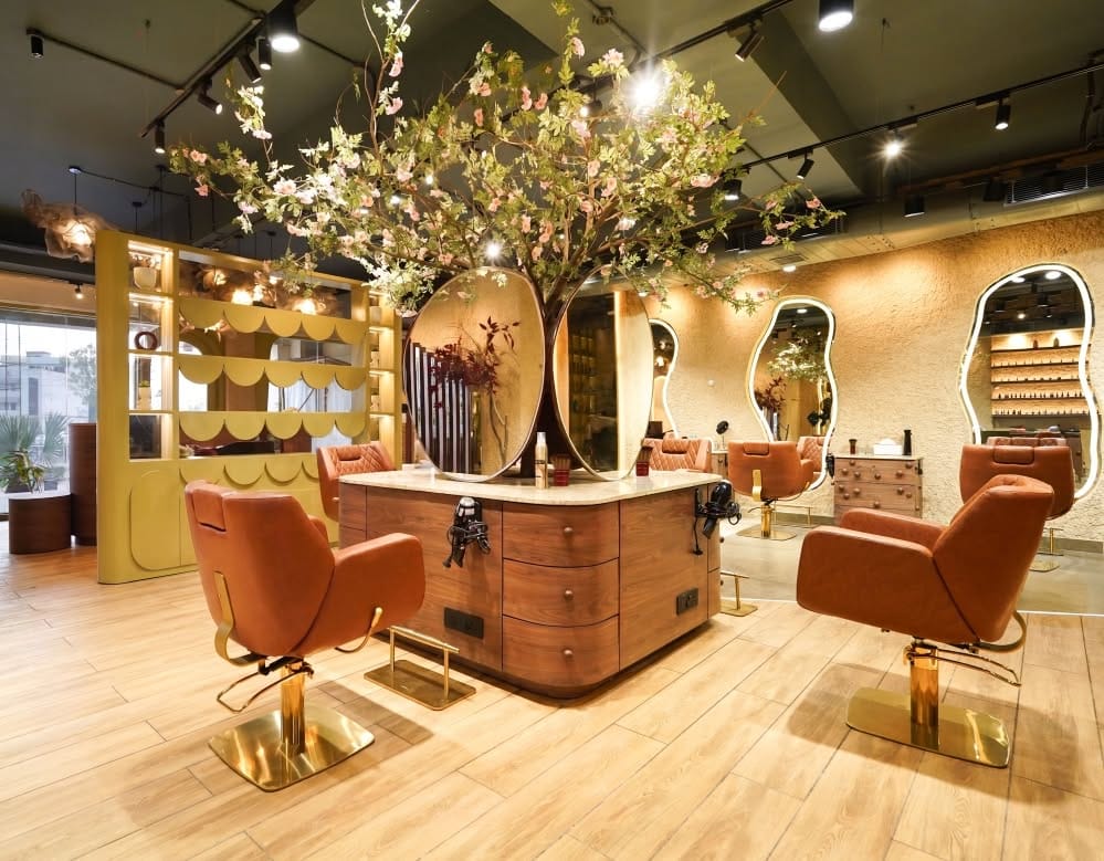 How to Increase Salon Revenue Without Getting More Clients